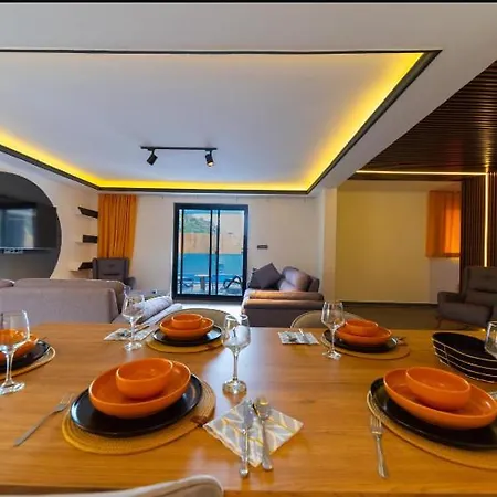 Hotel Aura